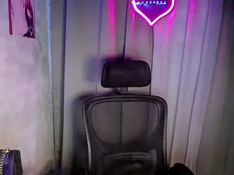 sweetsassyxx stripchat live cam model