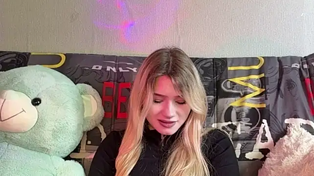 EarlineStrojnys stripchat live cam model