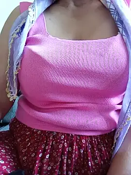 dulyasemin35 stripchat live cam model