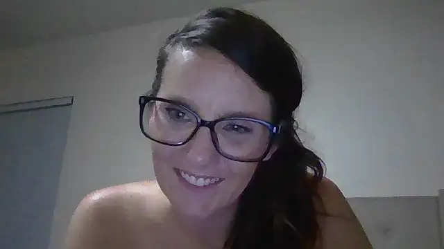 Riley_Jaymes stripchat live cam model