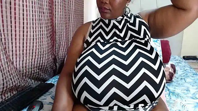 CHOCOLATEDARKBUSTYX stripchat live cam model
