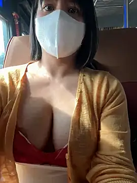 May-Squirt stripchat live cam model