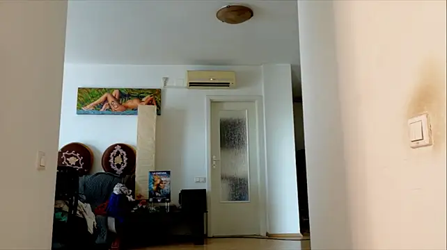 lindalovesexy stripchat live cam model