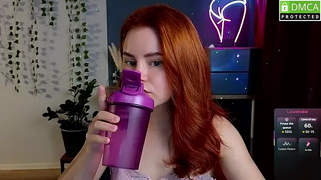 lu_muon stripchat live cam model