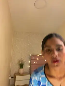 lizzakennedy stripchat live cam model