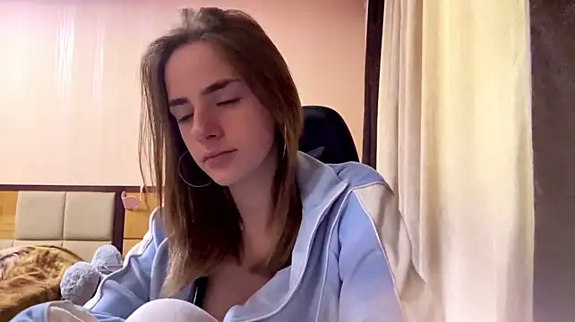selianderol stripchat live cam model