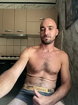 17vio stripchat live cam model