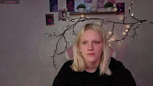 Lilly_Jhonass stripchat live cam model