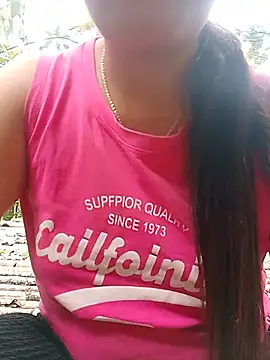 Tu-quyen stripchat live cam model