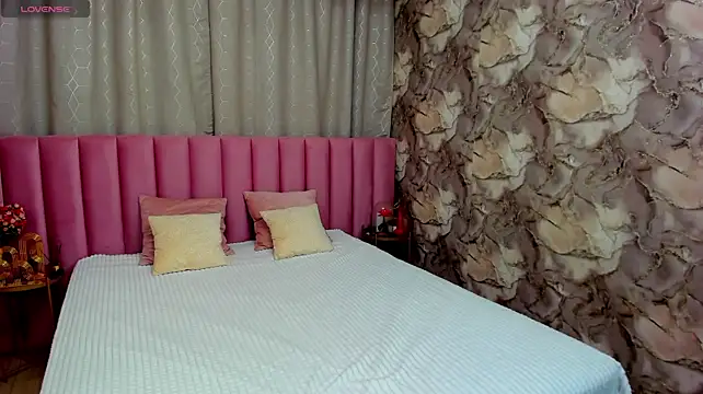 PrincessaJasmine stripchat live cam model