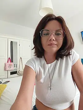 Diamond_Monna stripchat live cam model