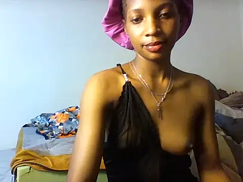 fuckaddict_reggy stripchat live cam model