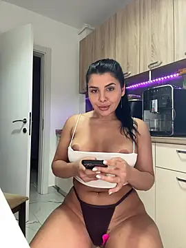 Scarlett-Dream stripchat live cam model