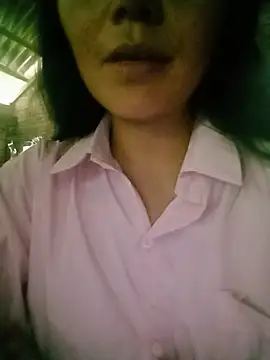 MISSKUTE-2000 stripchat live cam model