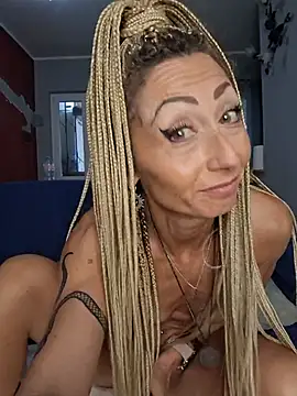 harleyejoker1 stripchat live cam model
