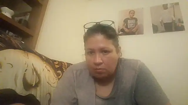 Butterfly2023 stripchat live cam model