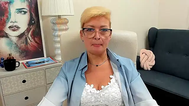 luna_xfantasy stripchat live cam model