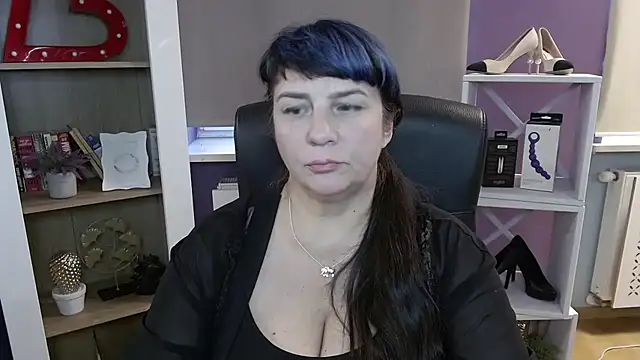 velvet_gloria stripchat live cam model