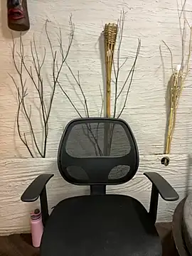 RomanKanne1 stripchat live cam model