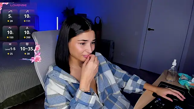 velvet_dream18 stripchat live cam model