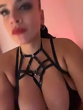 Lena-Williamss stripchat live cam model
