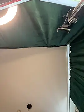 DriveThruCiri stripchat live cam model
