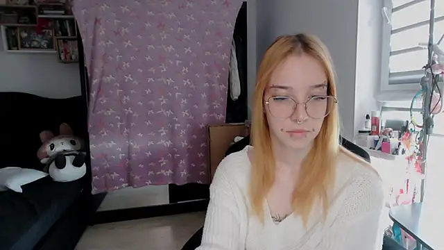 foxSonya stripchat live cam model