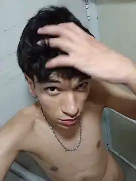 H3ll_B0Y_ stripchat live cam model