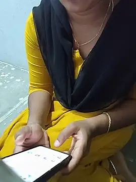 vijayshree143 stripchat live cam model