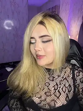 lya_nekko_ stripchat live cam model