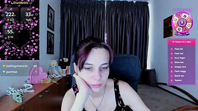 MiniLysii stripchat live cam model