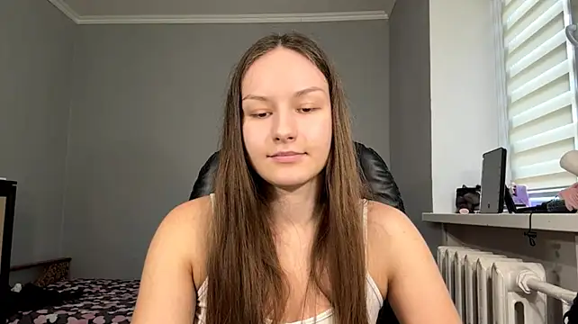 ShaylaChong stripchat live cam model