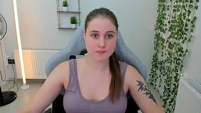 ViolaSecret stripchat live cam model