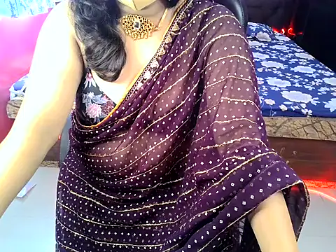 Wildsiren stripchat live cam model