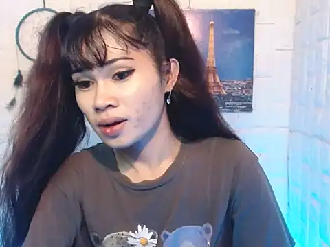 urasian_shirley21 stripchat live cam model