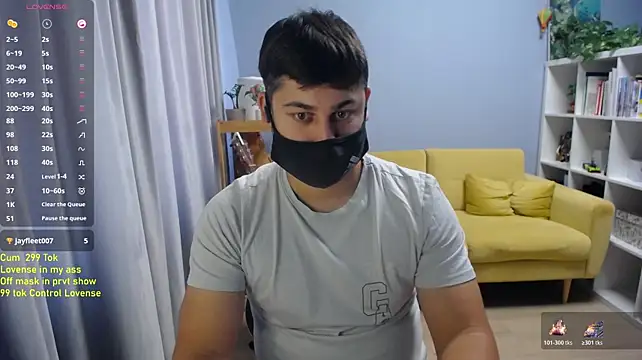 Tomguys stripchat live cam model