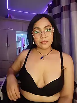 PiscisGirl stripchat live cam model