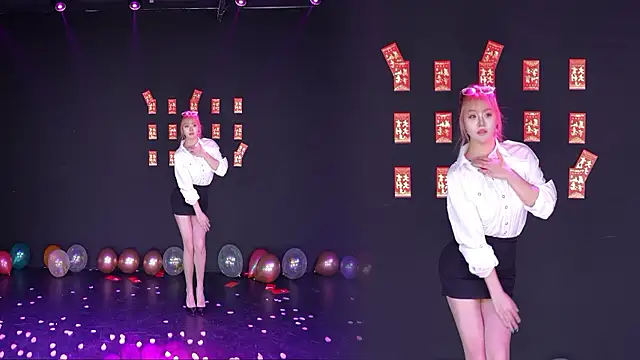 Apink-001 stripchat live cam model