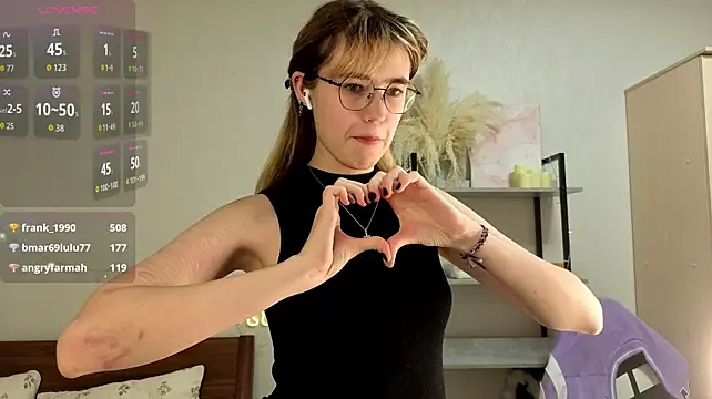 JanitaPhurrough stripchat live cam model