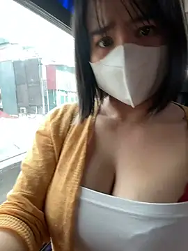 May-Squirt stripchat live cam model