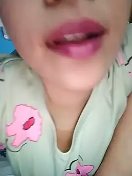 Anki-doll stripchat live cam model