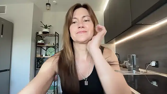 jainesummer stripchat live cam model