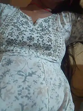 luvbroad stripchat live cam model
