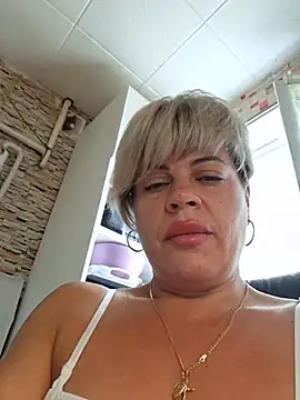 murrr-kitty stripchat live cam model