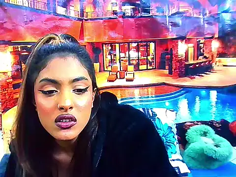 IndianPretty14u2Luv stripchat live cam model