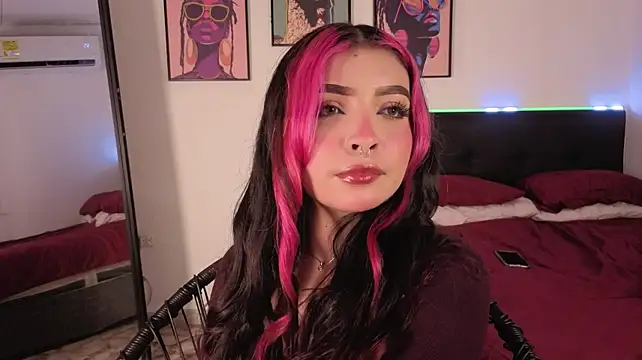 Maia_Mancini5 stripchat live cam model