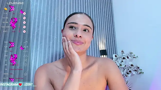HARPERWATSON stripchat live cam model