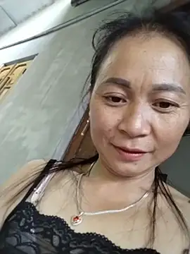 Kylie-rosee stripchat live cam model