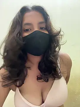 Shivani_4763 stripchat live cam model