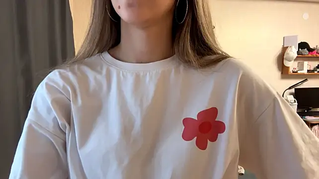 SkinnyForint stripchat live cam model